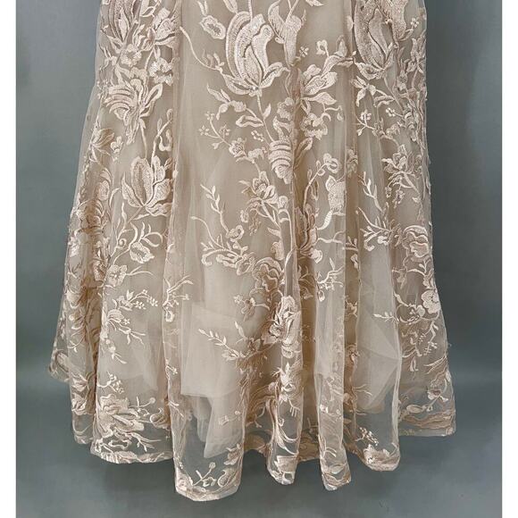 La Femme Gown Womens 10 Embroidered Off Shoulder Bridal Romantic Wedding Royal - Picture 7 of 14